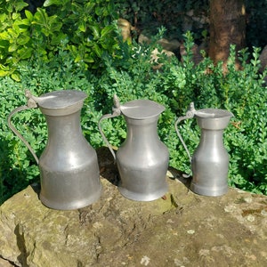 Set of 3 hallmarked tin pitchers / Aries hallmark / Carafe with lid/ 19th century period / Vintage decoration and collection