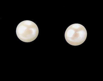 White Freshwater Pearl Stud Earrings - DuskGrand