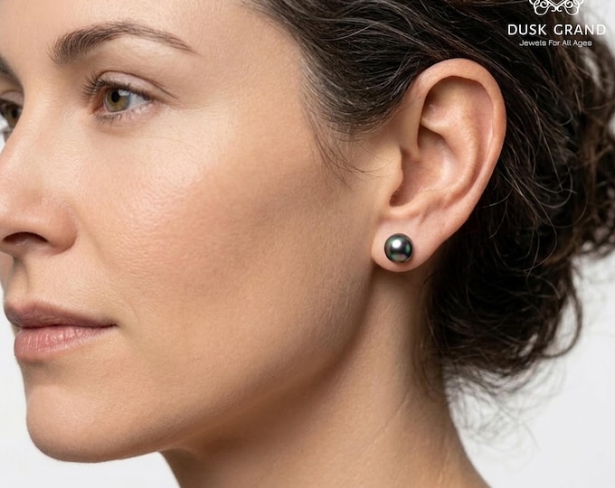 Black Freshwater Pearl Stud Earrings - DuskGrand