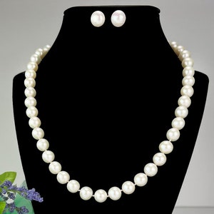 Soft White Genuine Freshwater Pearl 9.5-10mm Knotted Beaded Necklace 18 Inches Pearl Necklace +Earrings, wedding jewelry, bridesmaids gift