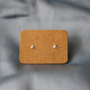 Studs Tiny Earrings 3mm minimalistic