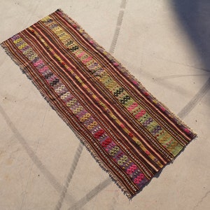 4.9 x 1.8 ft Colorful kilim rug Small kilim rug Turkish vintage rug Handmade wool rug Anatolian kilim rug Bohemian kilim rug Green kilim rug