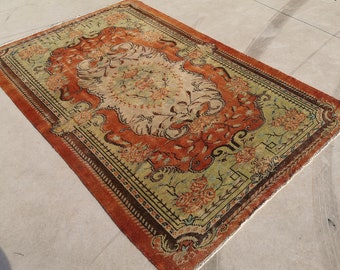 Tappeto turco fatto a mano, tappeto orientale boho verde vintage, 5,5 x 8,3 piedi