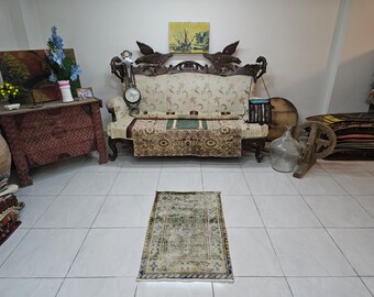 Handwoven Wool Vintage Rug, Green Accent Rug (1.9 x 3.2 ft)