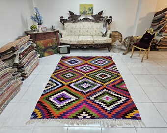 Handgefertigter türkischer Kelim Teppich, Geometrische Tribalkunst, 160 x 200 cm