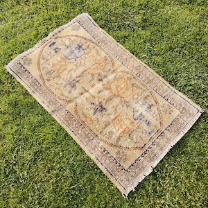 Rug For Living Room, 2.2 x 3.5 ft Rug, Vintage Turkish Rug, 2x3 Small Turkish Rug, Vintage Doormat Rug, Cream Floral Rug, Home Decor Rug
