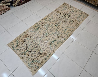 Vintage Turkish Runner Rug, 2.9 x 7.3 ft, Beige Bohemian Hallway Carpet