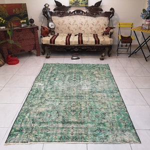 Green Anatolian rug 4.8 x 7.1 ft Rug for living room Green Turkish rug Turkish vintage rug Old green rug Green bedroom rug Green vintage rug