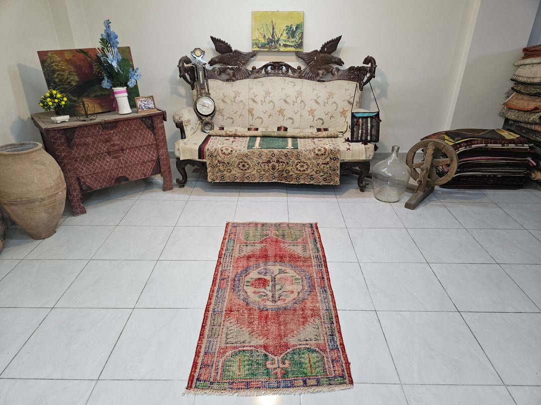 ヴィンテージレッドアナトリアンラグ、小型トルコウールカーペット