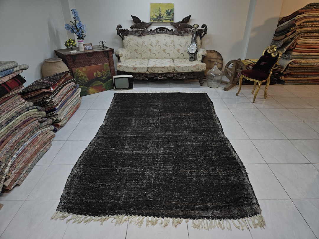 Handmade Black Wool Rug (5.6 X 9.1 Ft) – Minimalist Bohemian Vintage ...