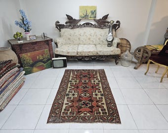 Vintage Handwoven Tribal Rug (3.4 x 5.4 ft) – Red Star Motif, Bohemian Decor