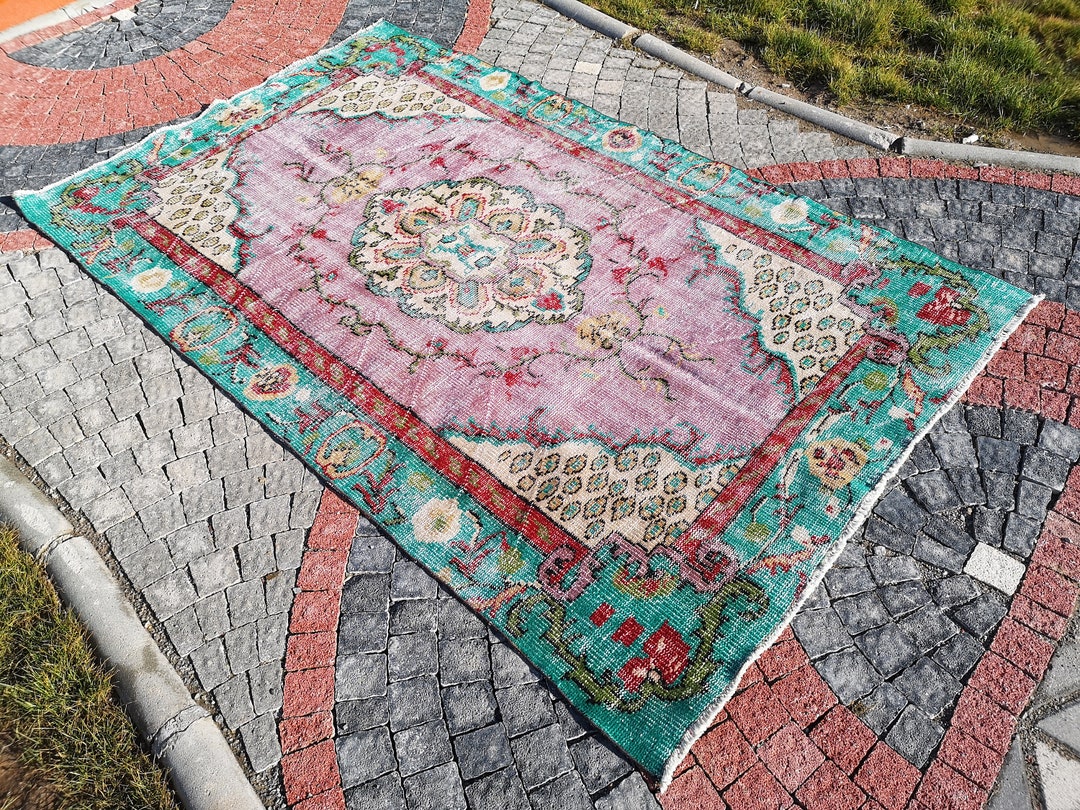 ピンクトルコラグ（5.1 x 8フィート） - ヴィンテージボヘミアンウール