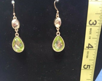 Dangle Rhinestone Teardrop Earrings With Gold tone ERL17 T