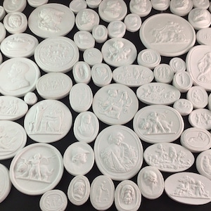 FREE SHIPPING*** 20 mixed plaster grand tour intaglios various sizes, bulk dealer lot