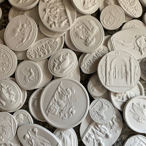 20 mixed plaster grand tour intaglios various sizes, bulk dealer lot image 1