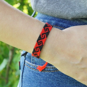 Red Black Wave Bracelet, Meander Pattern Cuff, Bold Geometric Macrame Wristband