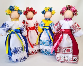 Handmade Ukrainian folk dolls in motanka style, unique favors gift idea, Ukrainian handmade dolls in national attire, gift for home decor