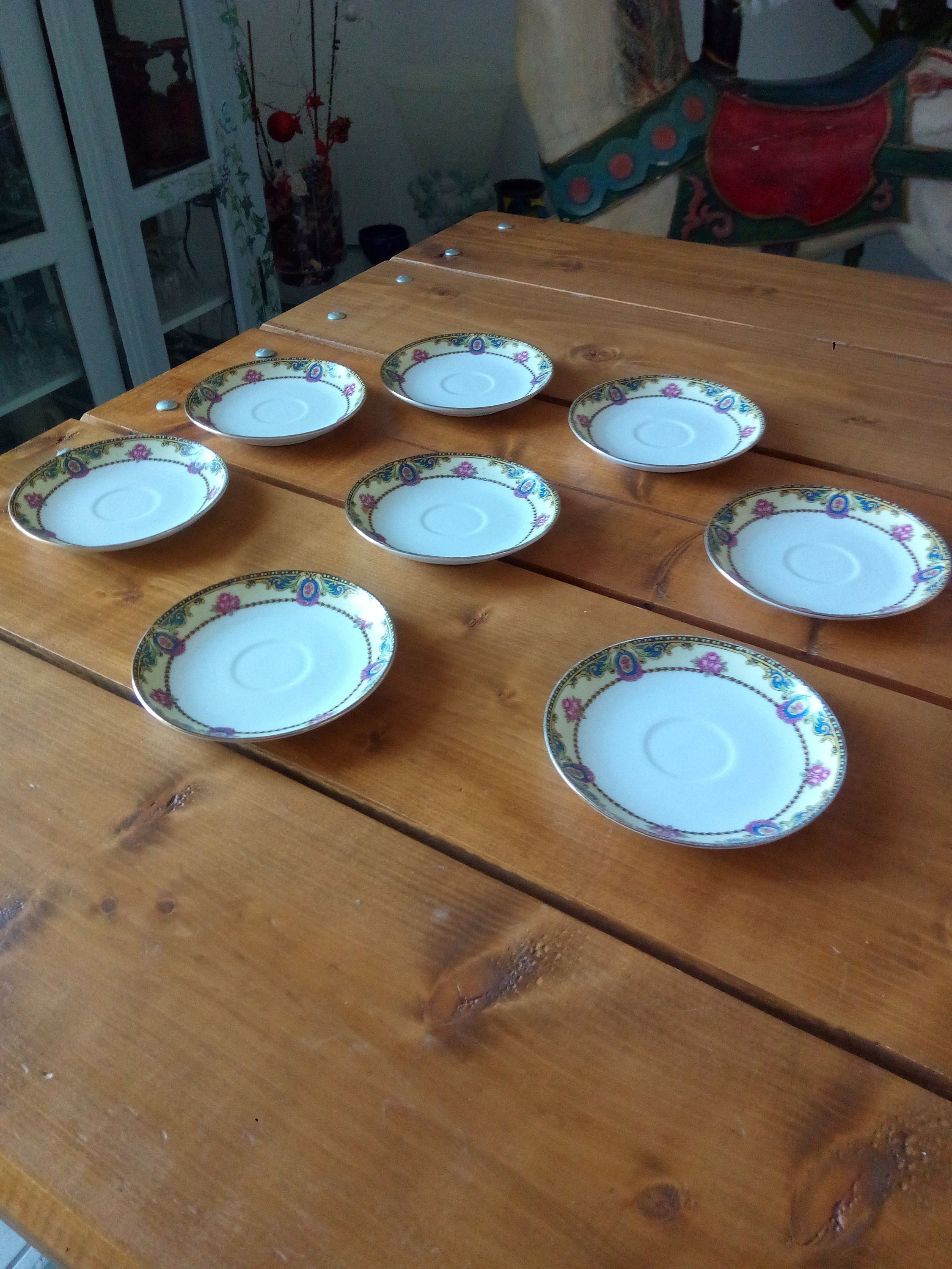 Lot de Huit Assiettes à Café en Porcelaine Limoges La Maison Legrand