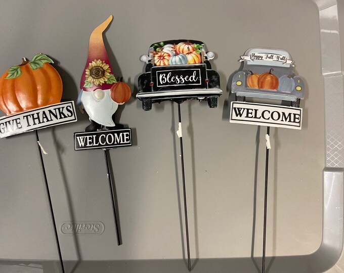 Mini Metal Decorative Stakes, Wreath Fall Decorations, Yard Stakes