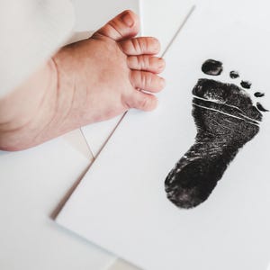 Ink-Free Hand & Footprint Kit • Baby Prints •  Baby Keepsakes • Handprint Kit • Fingerprint Kit