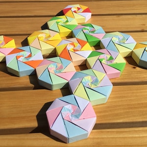 Scatola Ottagonale (schema originale Tomoko Fuse) di Carta Origami