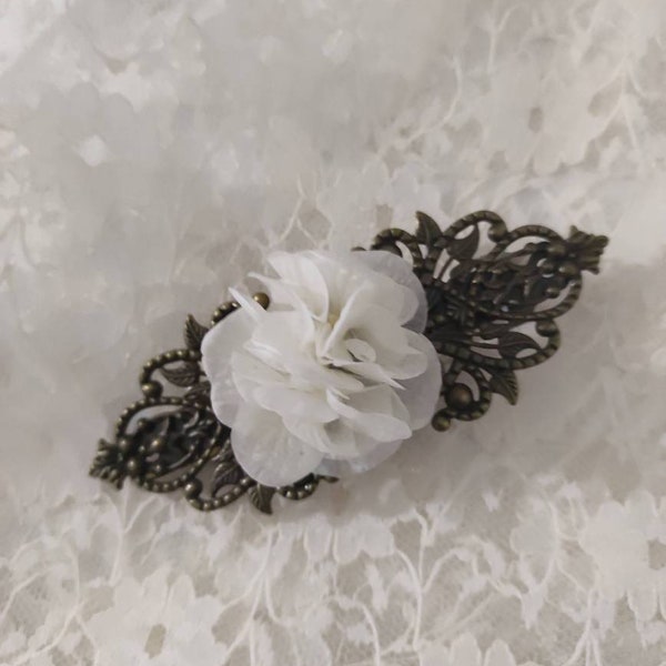 Barrette rétro hortensia blanc