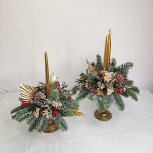 Weihnachtsdekoration mit Kerzen
