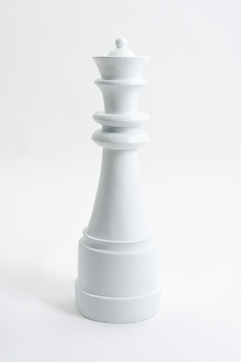 Nogent - 65cm Statue en Résine Pièce Échecs Géante Échiquier Taille M Coloris Blanc Sculpture Déco M