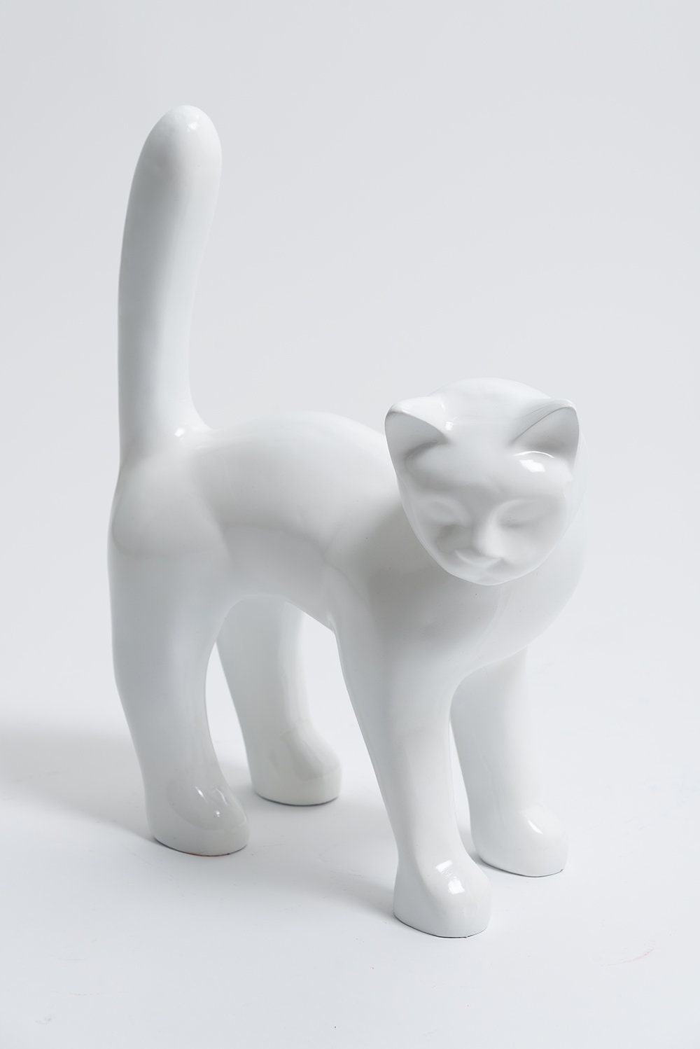 Bruxelles - 45cm Statue en Résine Chat Debout Taille S Coloris Blanc Design Sculpture Animal Déco Ma