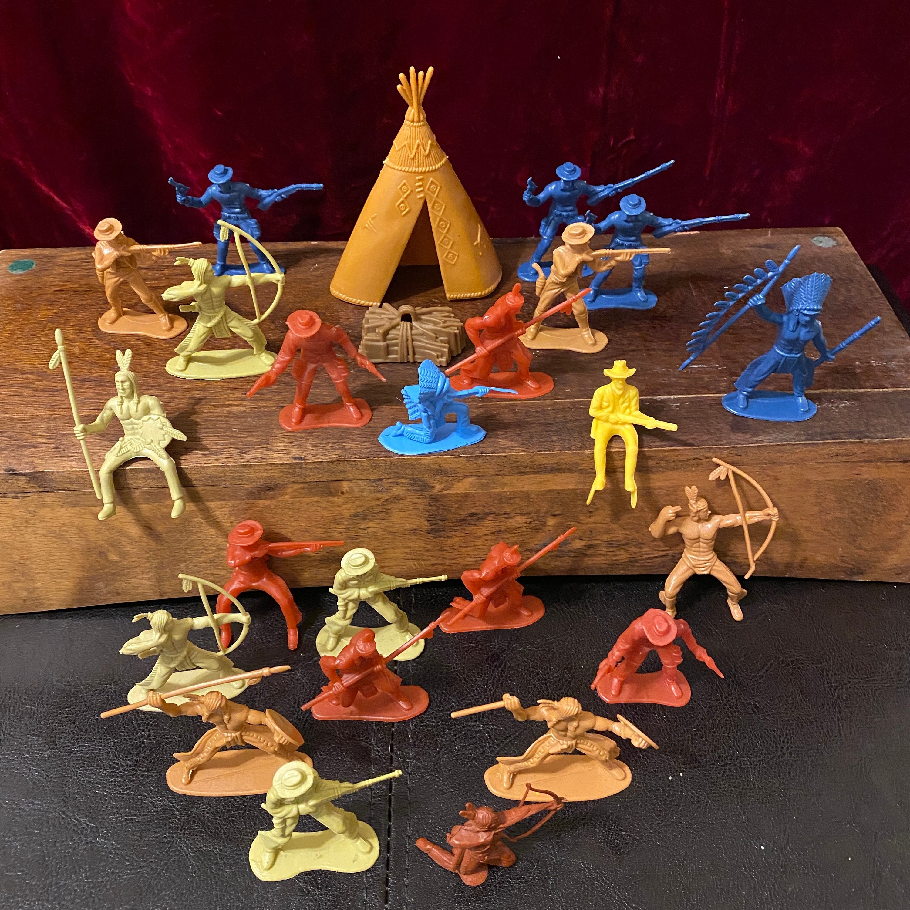 25 Assorted Vintage Multi Colored Plastic Cowboys and Indians Etsy