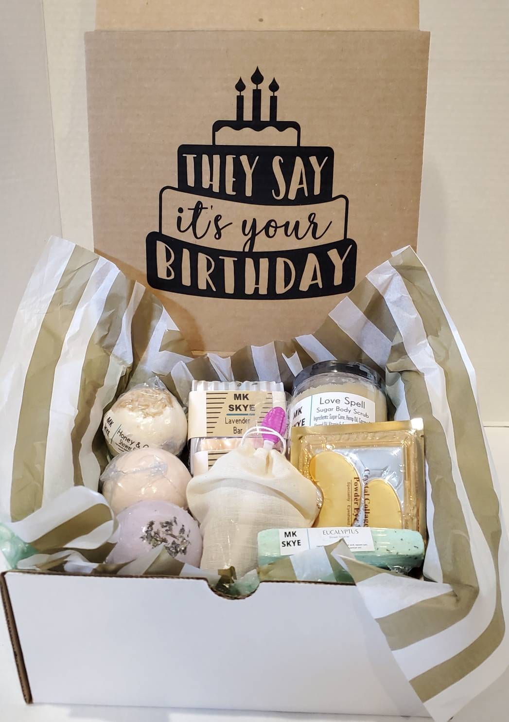 y*i様 HYDE'S BIRTHDAY SPECIAL BOX Birthday Gift Box, Mother's Day, Valentine Gift Birthday Mystery