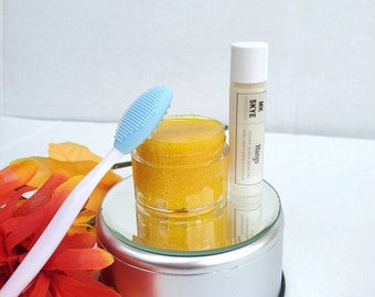 Turmeric Lip scrub, Brightening lip scrub, lip scrubs, lip kit, Party Favors, Bridal party gift,