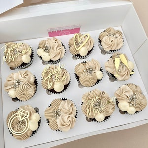 X6 hen party cupcake toppers | wedding | future Mrs | wedding rind | diamond | champagne | hen do | bride to be | personalised | customised