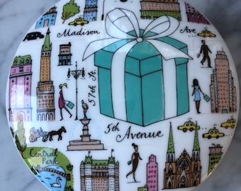 Vintage Tiffany 5th Avenue Trinket Box