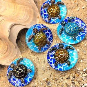 Sea Turtle Resin Phone Grip – 5 Designs, MagSafe or Adhesive, Ocean Gift for Sea Life Lovers