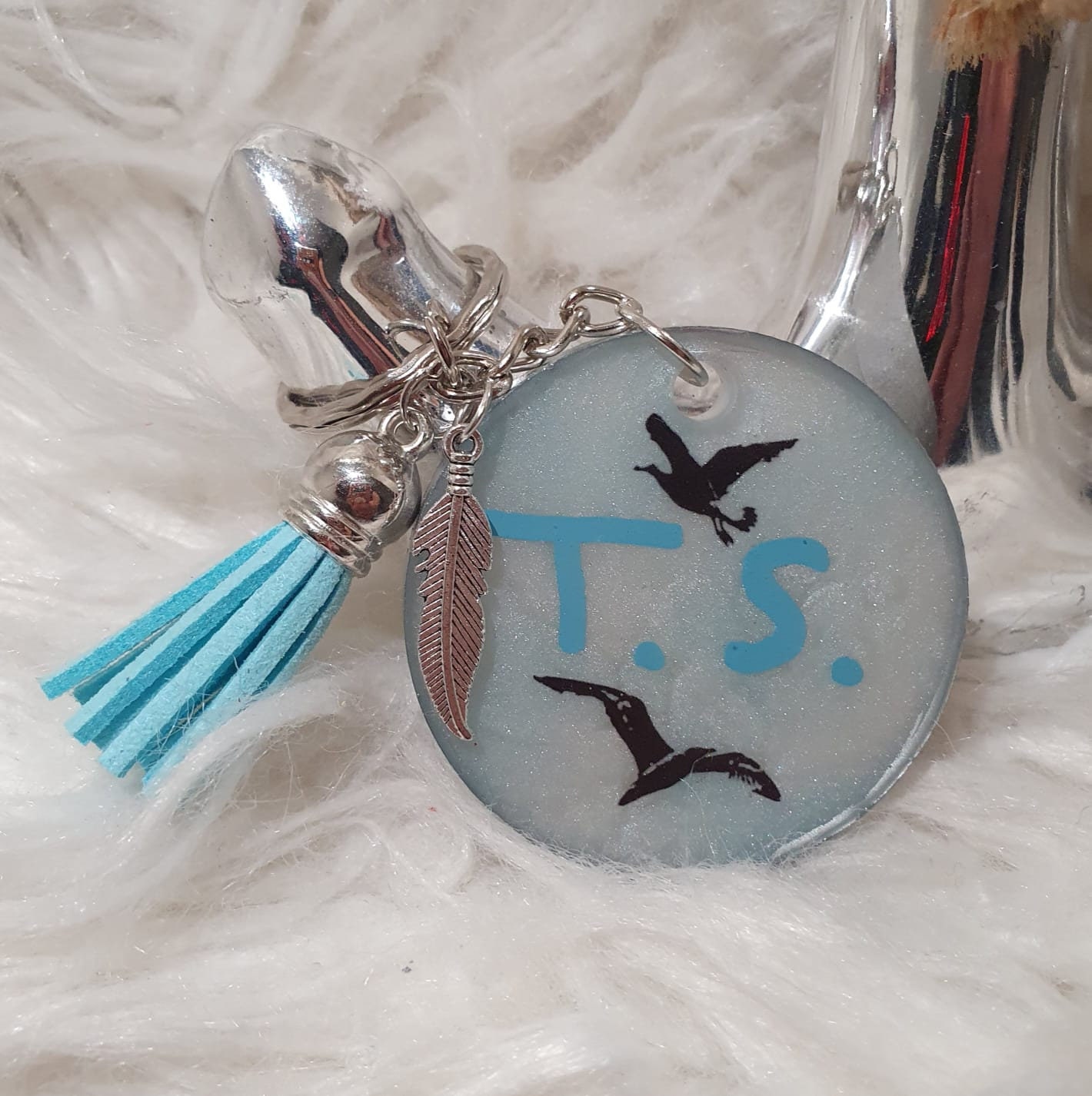 Taylor Swift Keychains - 1989 - Swifties Merch - Unique Taylor Swift Keychains - 1989 - Swifties Merch - Unique