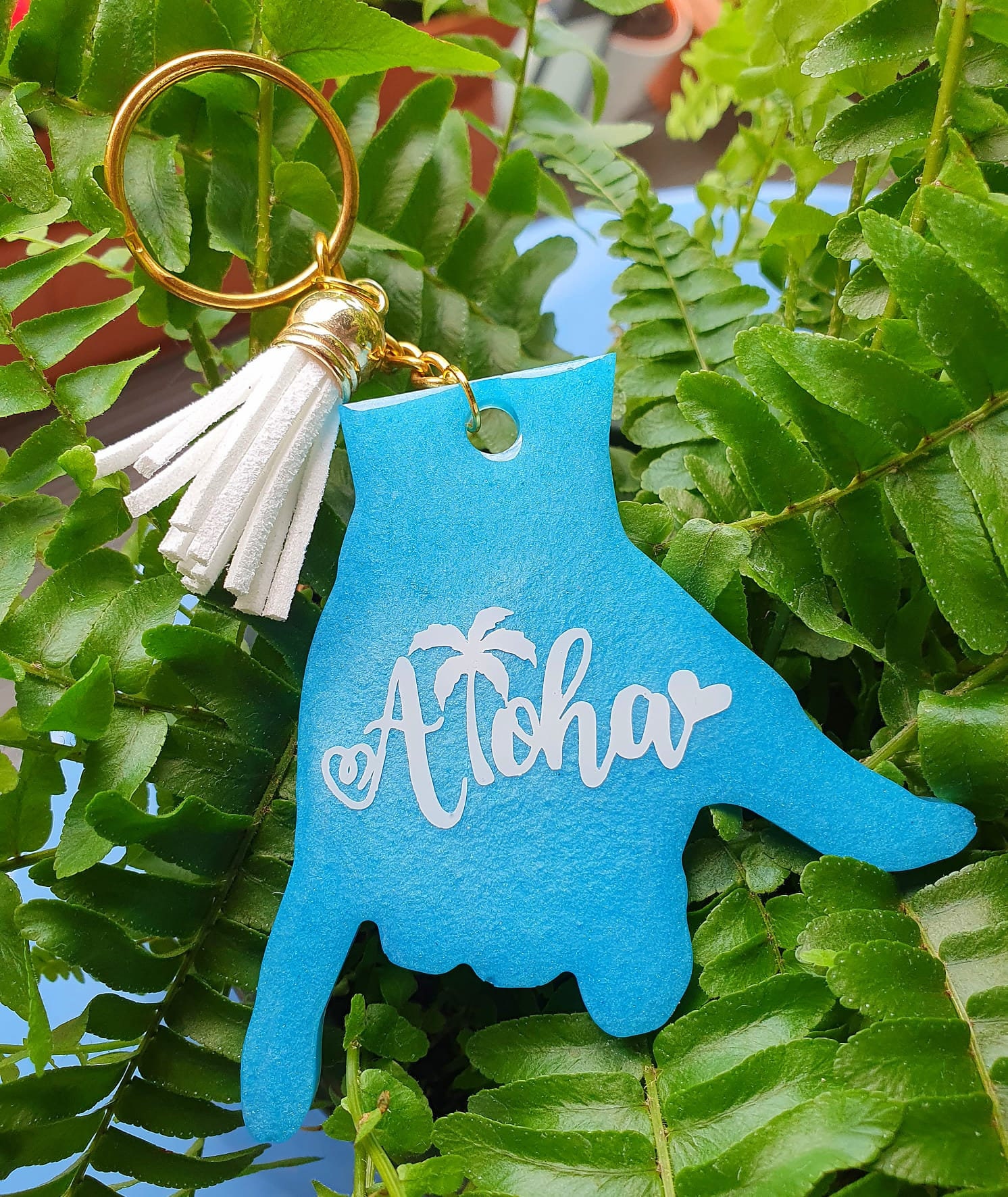 Shaka Sign Hand Hang Loose Hand Keychain - Unique Hawaiian