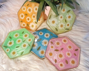 Hexagon Resin Coaster Set with Real Pressed Daisies | Pastel Colors