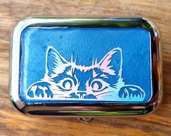 Stainless Steel Ashtray with Lockable Lid Portable Metal Desktop Ash Case Outdoor Pocket Ashtray with cute Resin Cat Design