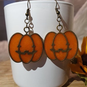 Resin Halloween Pumpkin Earrings Vintage