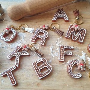 Llaveros de letras de pan de jengibre - Diseño único - Envío rápido - Relleno de medias - Idea de regalo de Navidad