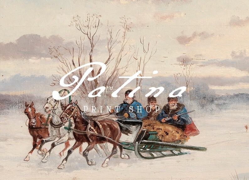 K&ouml;nnte beinhalten: Ein antiker Winterlandschaftsdruck mit einem von Pferden gezogenen Schlitten mit drei Passagieren. Die Pferde sind braun und wei&szlig; und ziehen einen gr&uuml;nen Schlitten durch eine verschneite Landschaft. Der Text "Patina Print Shop" ist auf dem Bild &uuml;berlagert.