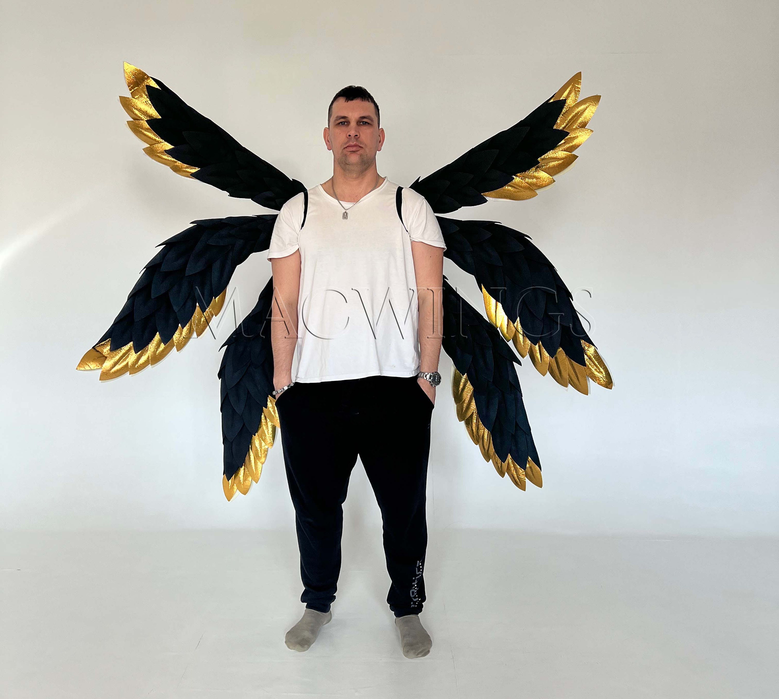 Black/gold Triple Wings, Seraphim Cosplay Costume, Black Angel Wings,  Cosplay Wings Costume, Black Wings Gold Tips, Photo Prop Photoshoot -   UK