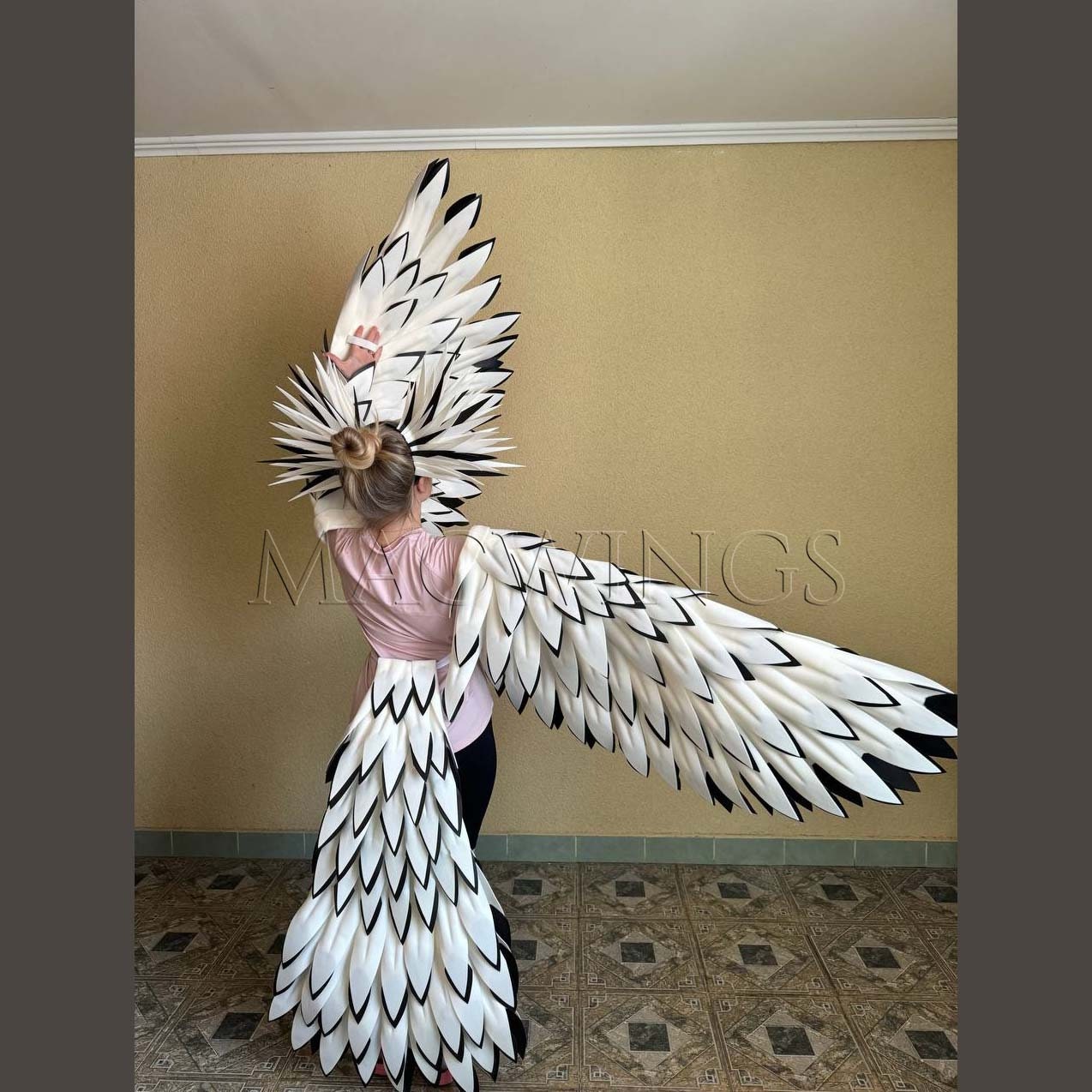 フクロウと白星のオリビア 羽織 メンフクロウの腕用翼と尾、大人用コスプレ用茶色の鳥コスチューム、腕