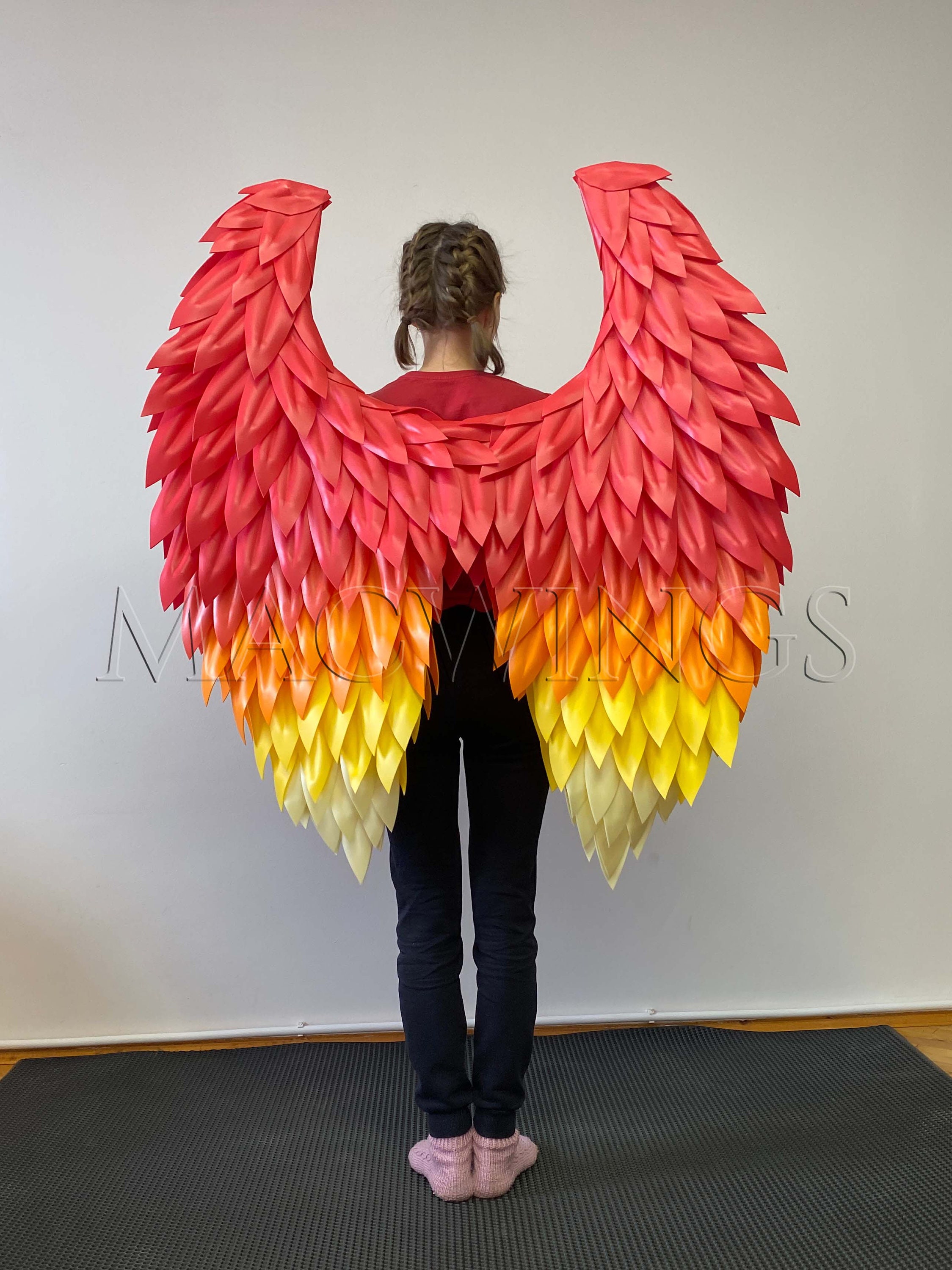 フェニックスの羽のコスプレ衣装、コスプレ用の赤い羽根4フィート、炎