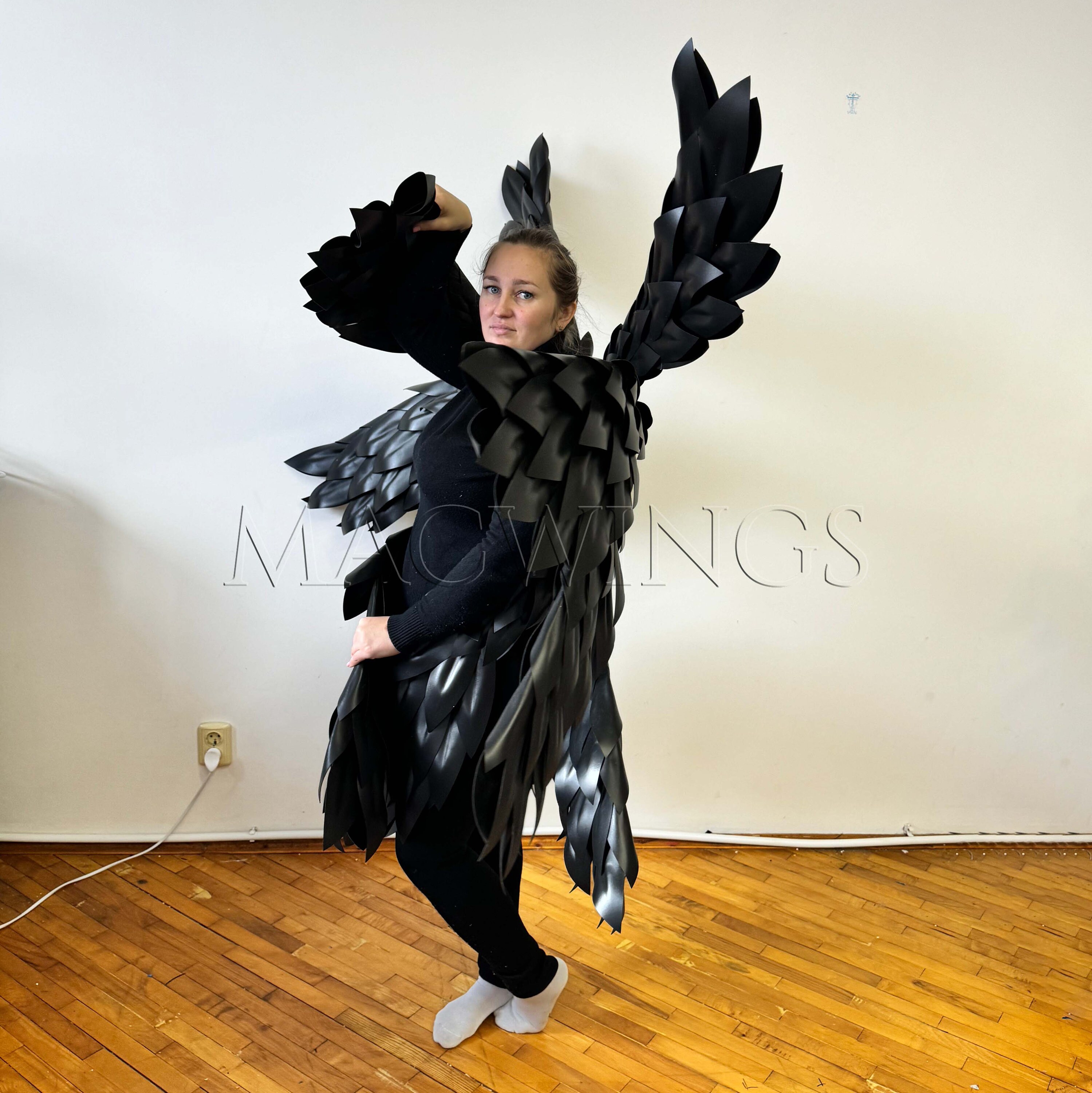 大人用黒色天使の羽5組セット、大型コスプレ用羽、ハロウィンイベント