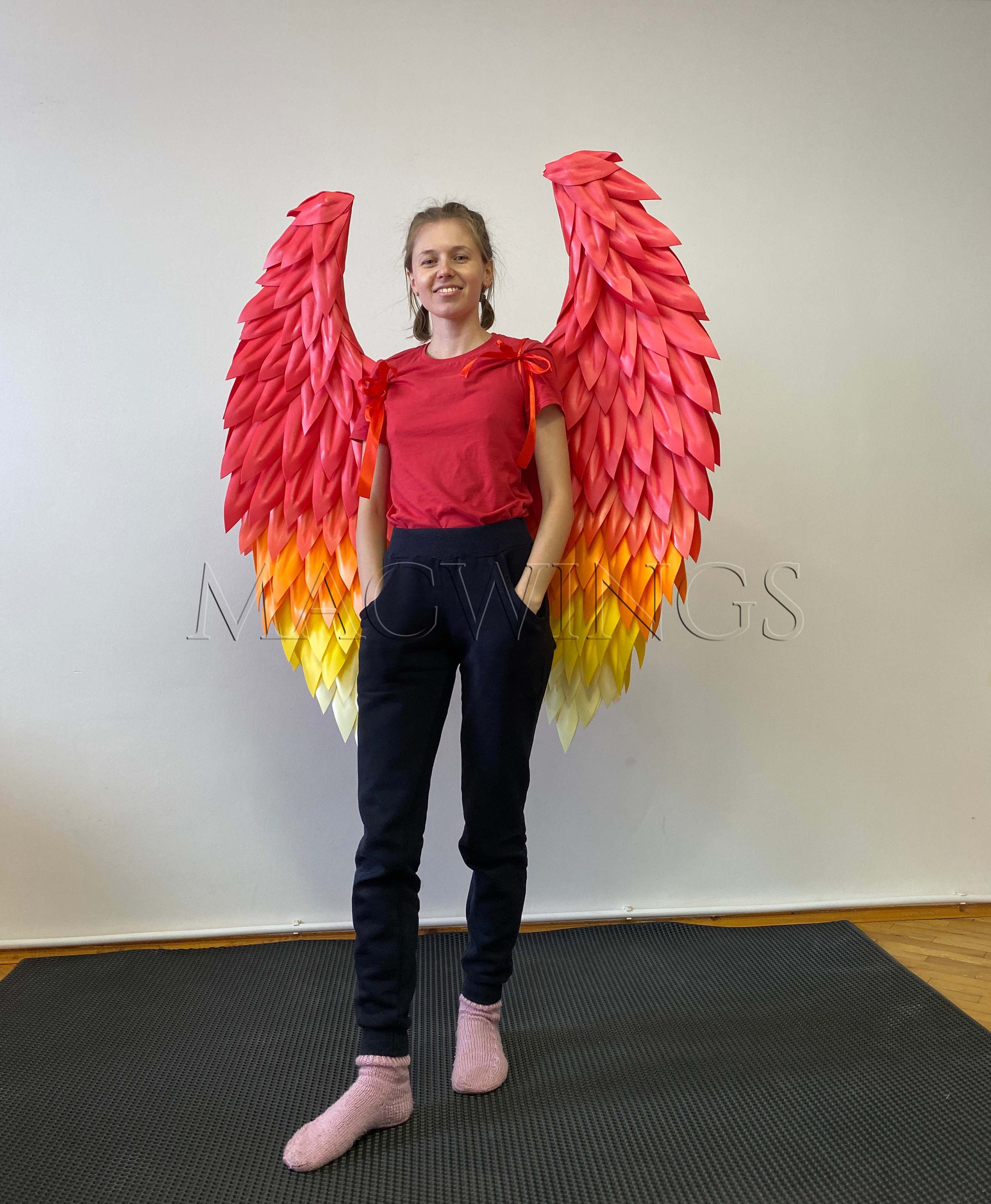 赤い羽 フェニックスの羽のコスプレ衣装、コスプレ用の赤い羽根4フィート、炎
