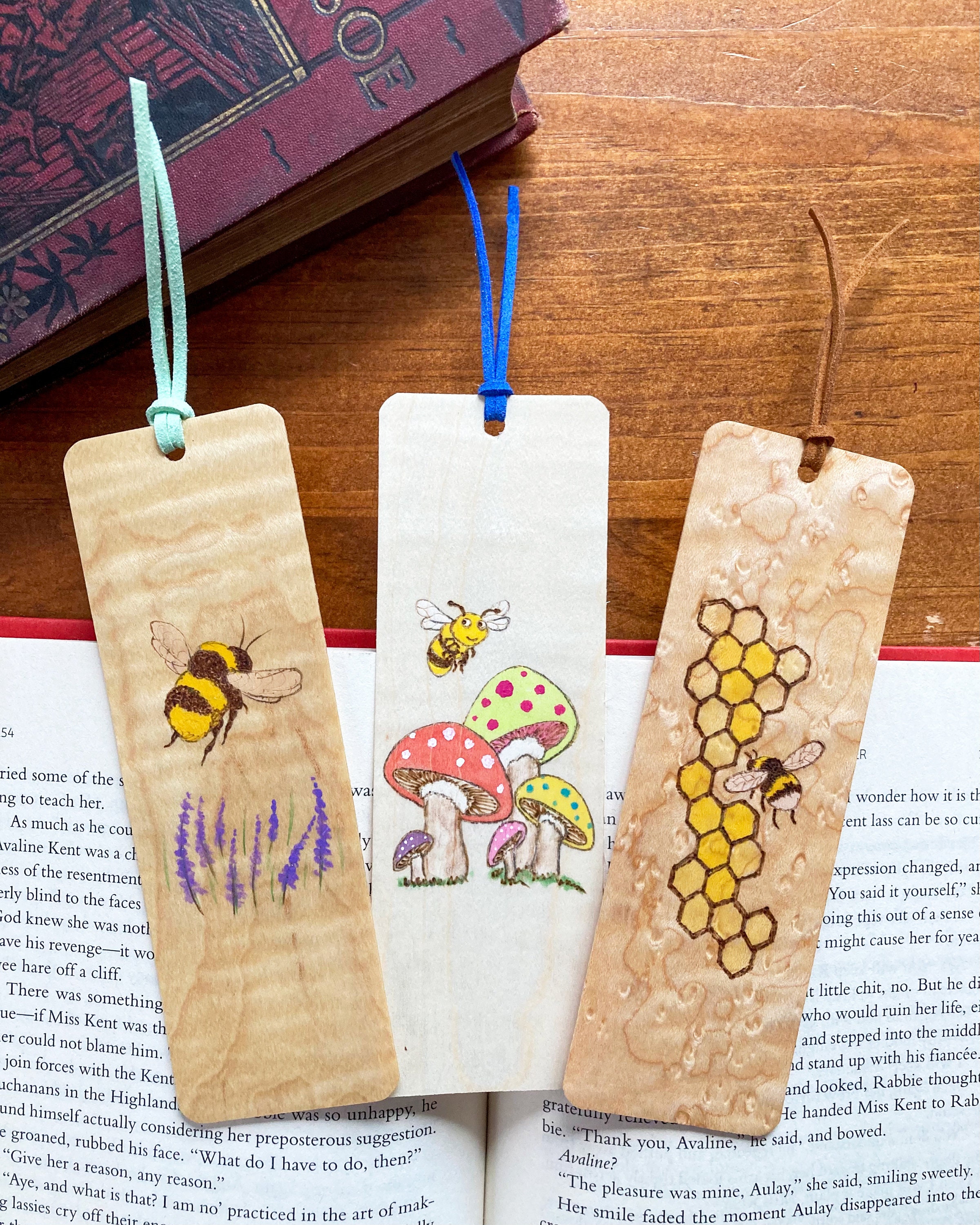 Mushroom Bookmark  Bookmarks handmade, Creative bookmarks, Diy bookmarks