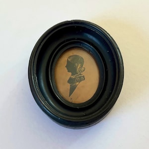 Antique Georgian Silhouette of a Pretty Woman in Original period Frame Circa 1800