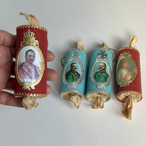4 ornamentos de Natal patrióticos antigos de Dresden, recipientes de doces, banderola imperial litografada por volta de 1910
